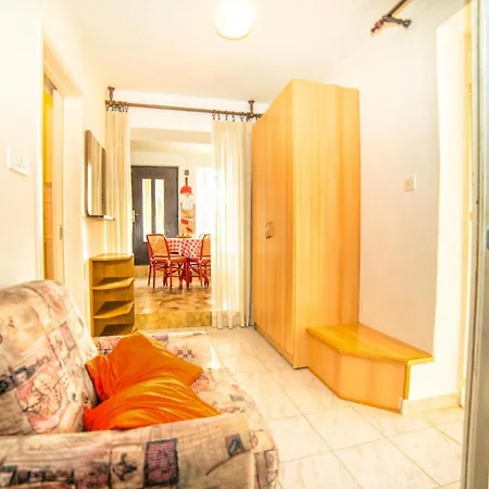 Reisman 1010 Apartment Rabac